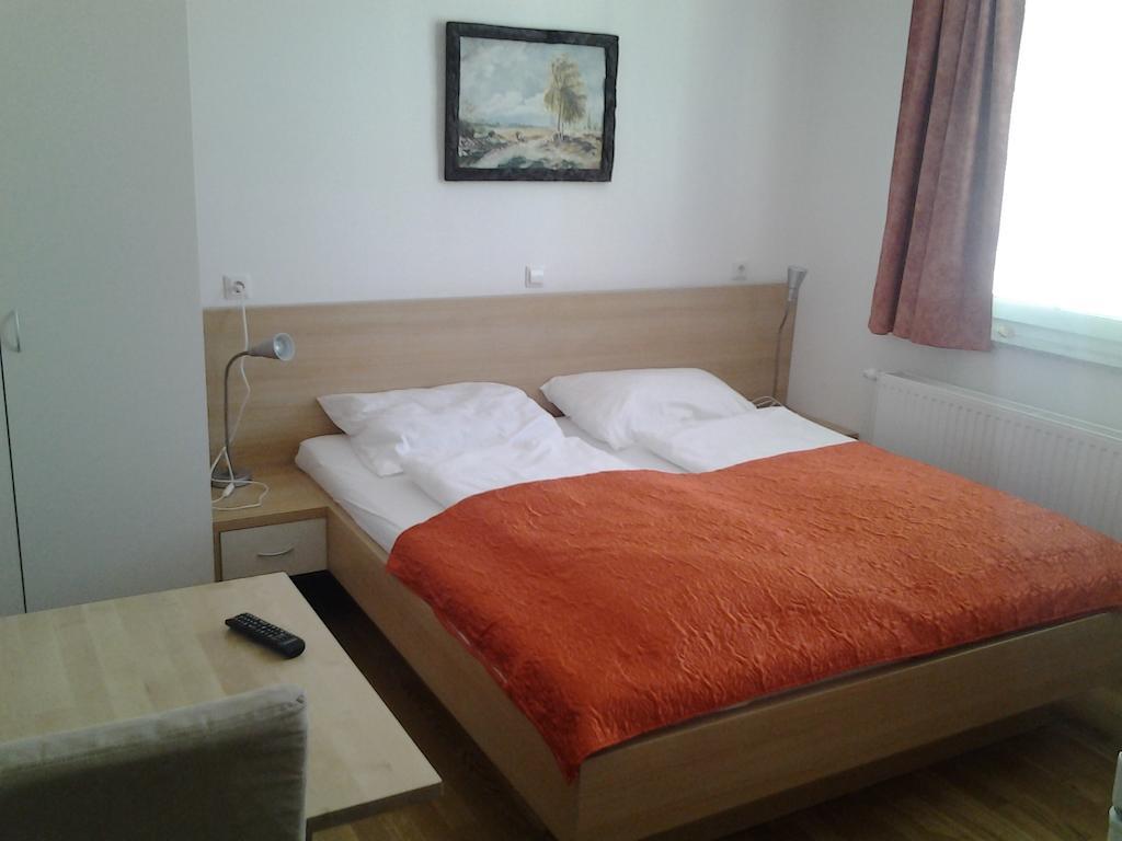 Apartments Benedicic Bled Room photo